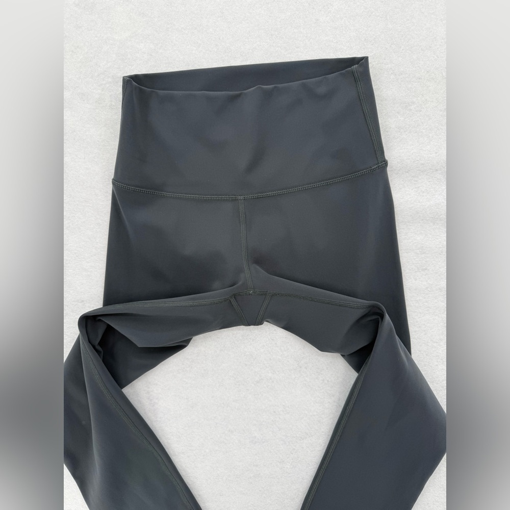 Lululemon Wunder Under Crop (High-Rise) *Full-On Luxtreme 21" Melanite Size 4‎ - Picture 10 of 15